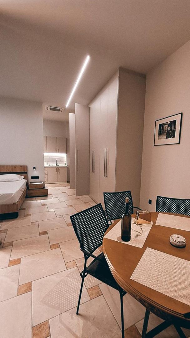 Apartment Astak Piraeus